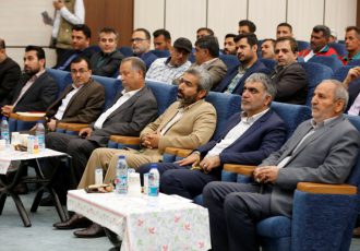 تجلیل شهردار اهواز از زحمات کارگران شهرداری